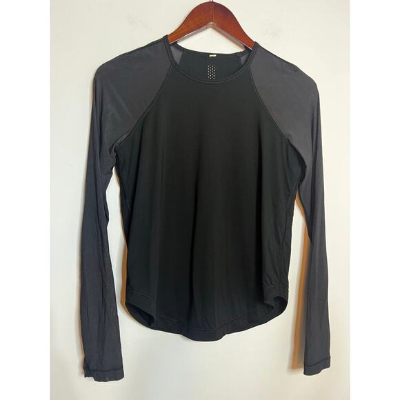 Lululemon Mesh Long sleeve Size Small - Picture 1 of 4